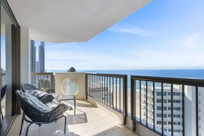 Image de Full Ocean View Apartment on the 21st Level located in Long Beach Apartments.