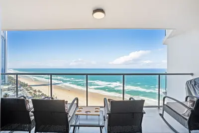 Image de Oceanfront 28th Floor Luxurious 2 Bed Apartment in Surfers Paradise!