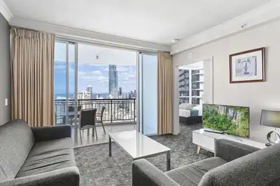 Image de 2 Bedroom Level 34 - Chevron Renaissance