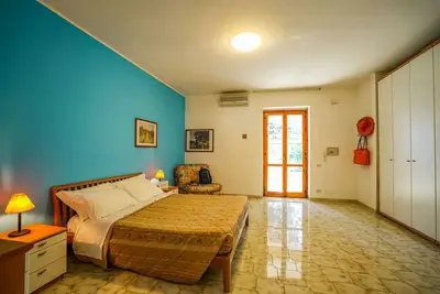 Appartement avec piscine, Wifi, climatisation, Tv, balcon, animaux admis, parking, près de Lecce