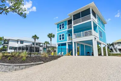 Image de San Castle: Luxury Living Steps from Cape San Blas Beach