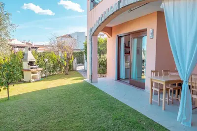 Image de Villa Victoria 1. 5 Km From The Beach, Vaccileddi, Italy