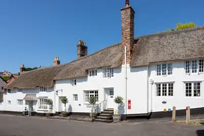 Thatch Corner  - Luxury Cottages