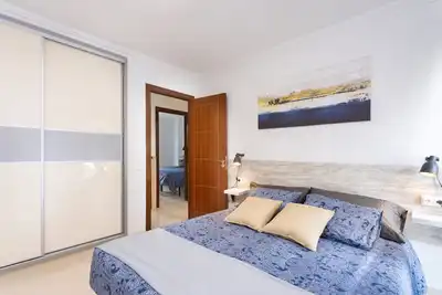 Image de Black Cat Surf House 2 - X