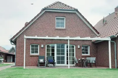 Image de Tolles Ferienhaus in Bestlage Direkt am Wasser