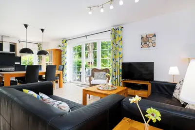 Image de Ferienhaus \"sielstern\" Direkt am Wasser!