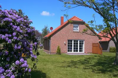Image de Familienfreundliches Ferienhaus mit Großem Garten