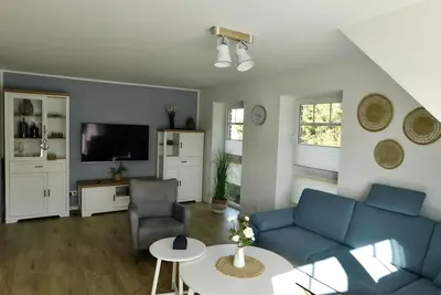 Image de Grachtensteern- Maisonette Og-ferienwohnung Direkt an der Greetsieler Gracht