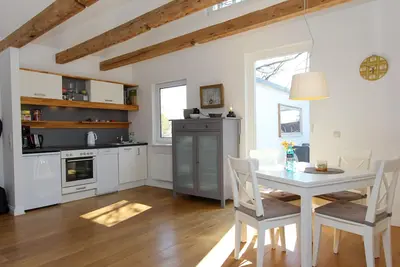 Image de Diese Modern Eingerichtete Ferienwohnung im Quartier Anka Lichten in Liebevoll