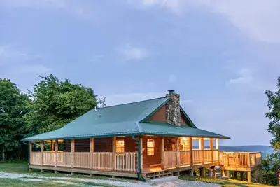 Image de Buffalo River Cabin w\/ Hot Tub