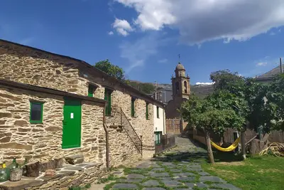 Image de Casa Tradicional con Jardín y Vistas a la Montaña. Eco dos Teixos