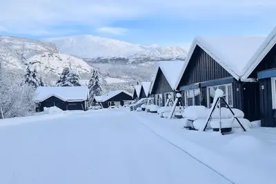 Image de Family-friendly cabin with 3 bedrooms, 5min walk to the ski lifts