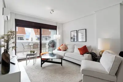 Image de Casa La Maestranza - 3bed apt in Nueva Andalucia!