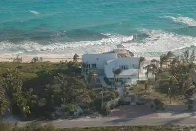 Great Harbor Cay, Berry Islands, Bahamas, Oceanfront home, sleeps 12
