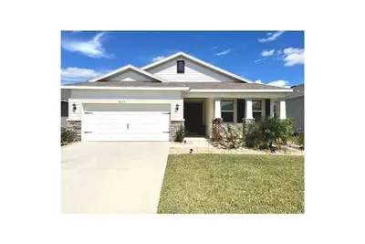 Image de Delightful 2 bdrm home in peaceful area w\/parking