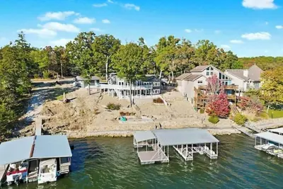 Image de Grand Getaway Home w/Private Dock near Coconuts