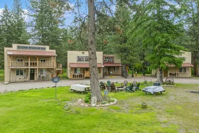 Image de Jailhouse Cabin Near Glacier National Park Montana