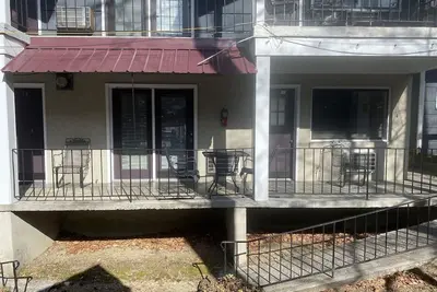 Image de Carr's Cottages Suites 12 & 14