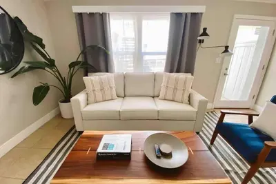 Image de Back Unit · Beach House in the <3 of Balboa Peninsula