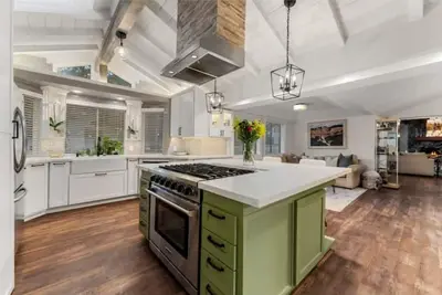 Image de Beautiful Country Canyon Estate-Ping Pong and Corn Hole