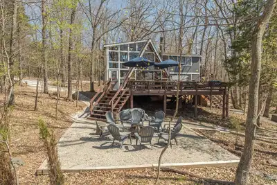Image de Beach Haus Chalet by Innsbrook Vacations!