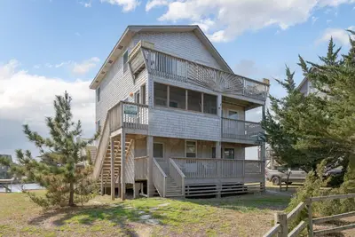 Image de Turtle's Pace | Canalfront | Hatteras Colony | Avon | Sleeps 6