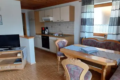 Image de Fewo 2 fĂĽr 4 Personen mit Bakon zur SĂĽdseite