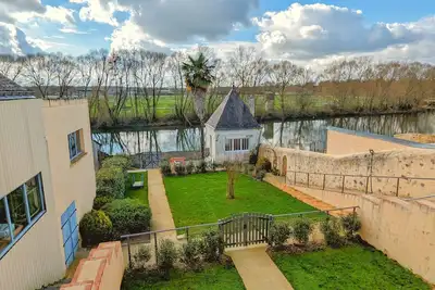 Image de Gîte restauré 6 pers. au bord de la rivière, proche centre, parking et wifi