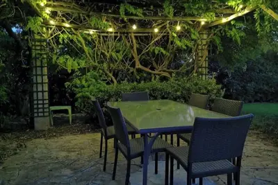 Image de Accommodation with garden near the beaches