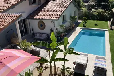 Image de Villa de charme avec piscine chauffée