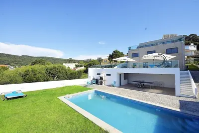 Image de Villa 298 Holiday Villa w\/ Sea and Mountain Views