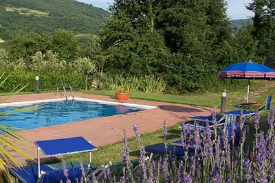 Image de Cozy apartment on a vacation farm with pool