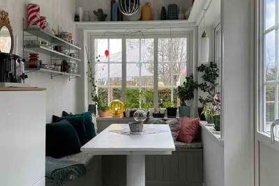 Spacious and renovated 1940s house in cultural area near the city