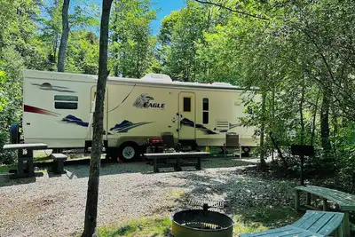 Image de Emplacement pour camping-car-Aucune-Rv Site 2