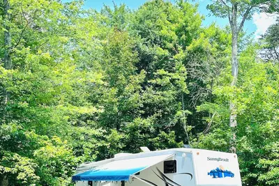Image de Emplacement pour camping-car-Aucune-Rv Site 3
