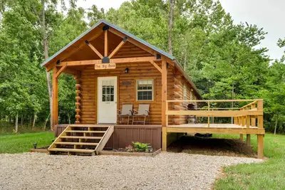 Image de Florence Cabin w/ On-Site Creek!