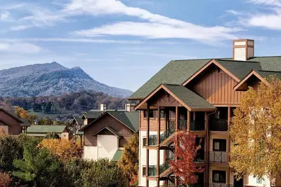 Image de 🏔️Wyndham Smoky Mountains✨ 2 Bedroom Villa - Sleeps 8!