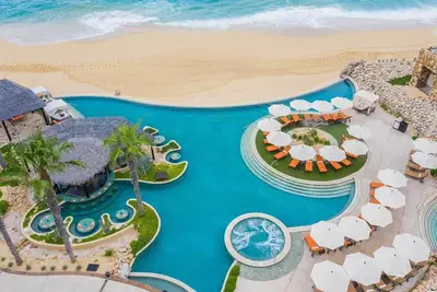 Image de Penthouse Suite - Ocean View w/ Jacuzzi and Expansive balcony - Grand Solmar