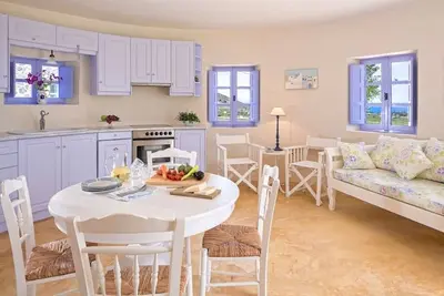 Image de Beautiful Santorini Windmill Villa | Blue Villa | 2 Bedrooms | Private Pool & Amazing Sea View | Pori Beach