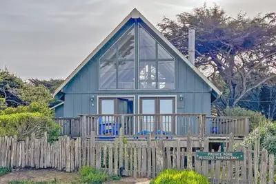 Image de Chartwell Haven, seconds from the sand at Salmon Creek Beach