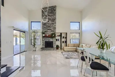 Image de New! Modern house w/ Pool 🎉🄿🄰🅁🅃🅈🎈 and free Ev charge.