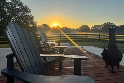 Image de Sleeps 8, Private, 15 Minutes To World Equestrian & Rainbow River, 40 to Uf