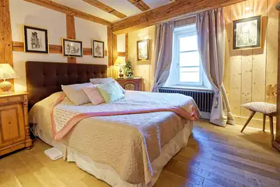 Image de Le Renard et les Raisins*****, Lieu historique & vue magnifique sur le vignoble.