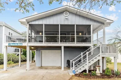 Image de Renovated w/ Modern Amenities Near Oak Island Pier