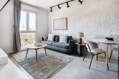 Image de Sleek Huertas-Cortes 1br, in Las Letras & heart of Madrid, by Blueground