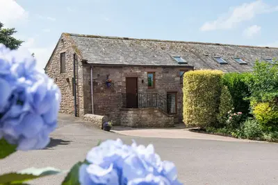 Image de Luxury cottage with enclosed garden and 2 dogs welcome