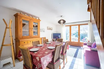 Image de Appartement 8 personnes à Génos - Wifi, près du lac