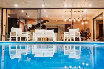 Image de Designer villa with private garden and a pool