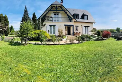 Image de ★Maison des Pics ★ Villa 10-12pers ★ Piscine ★ Vue