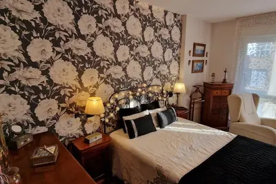 Image de Three-Bedroom Apartment